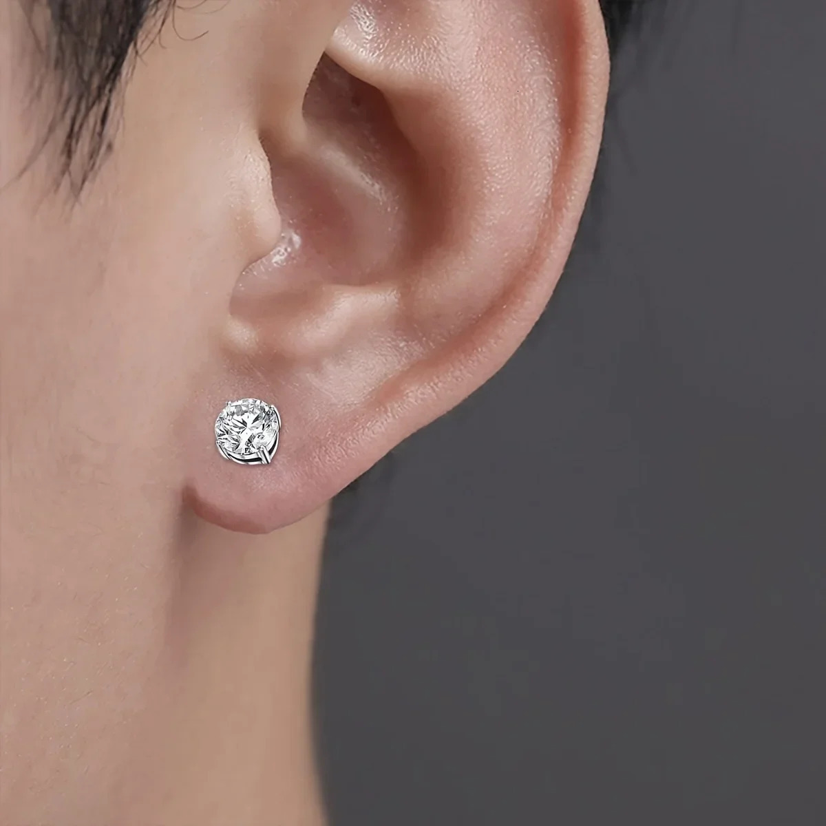 1 Pairs Crystal Strong Magnetic Ear Stud Clip Earrings for Men Women Punk Round Zircon Magnet Non Piercing Jewelry 250304