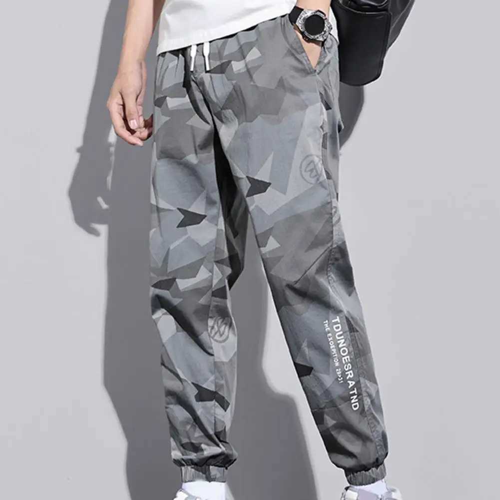 Mens Cargo Pants Camouflage Letter Jogger Trousers Hip-hop Mid Waist Summer Casual Sweatpants Techwear anime male moletom W250318