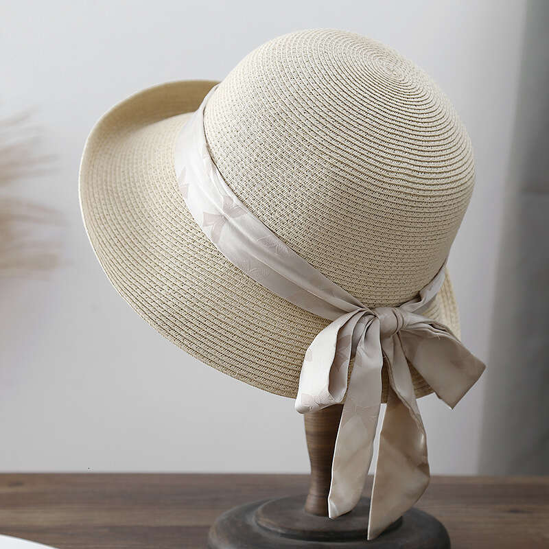 Women's Summer Outdoor Seaside Big Eaves Sunscreen Straw Butterfly Knot Beach Bent Edge Woven Sun Hat
