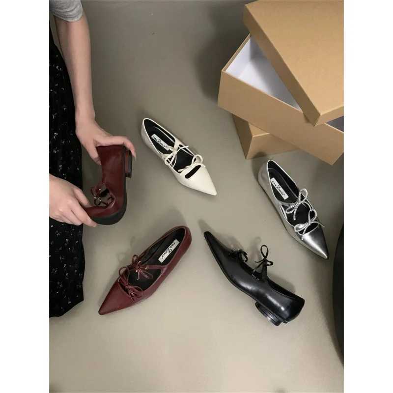 Wan Flats Modis casual Fem sneakers Pointed Toe shallow dress for new grandma 2024 summer solid PU basic spring Lac Y250317