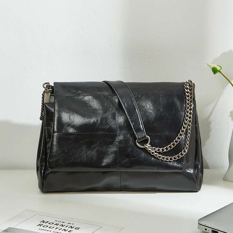 Fashion Metal Women's Chain Shoulder Crossbody Simple Pu Sewing Solid Color Flip Messenger Bag, Classic Busine Bag,