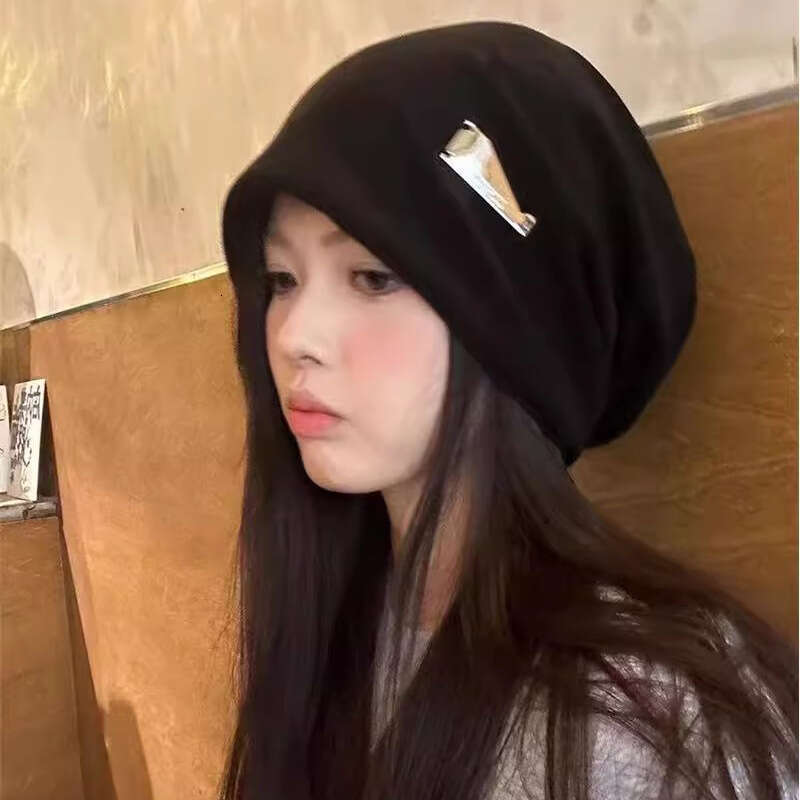 Lazy style big head circumference pile metal tag toe cap women's autumn internet famous cold knitted hat