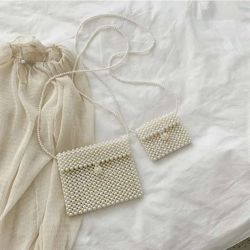 Fashion Hand-Beaded All-Match Mini Retro Pearl Beaded White Color Crossbody Bag Female Party Wedding Dress Clutches
