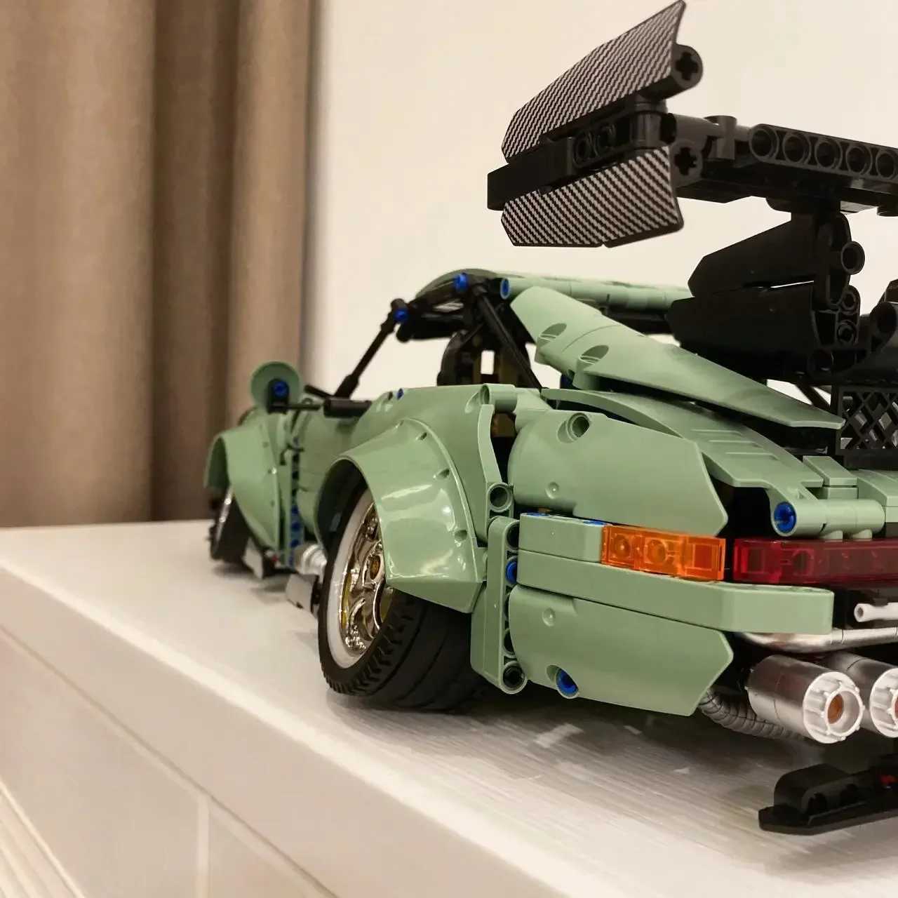 2435pcs technology green sports car 911 RWB wide body low car model boys and girls toys birthday gift car building block 2025 W250318
