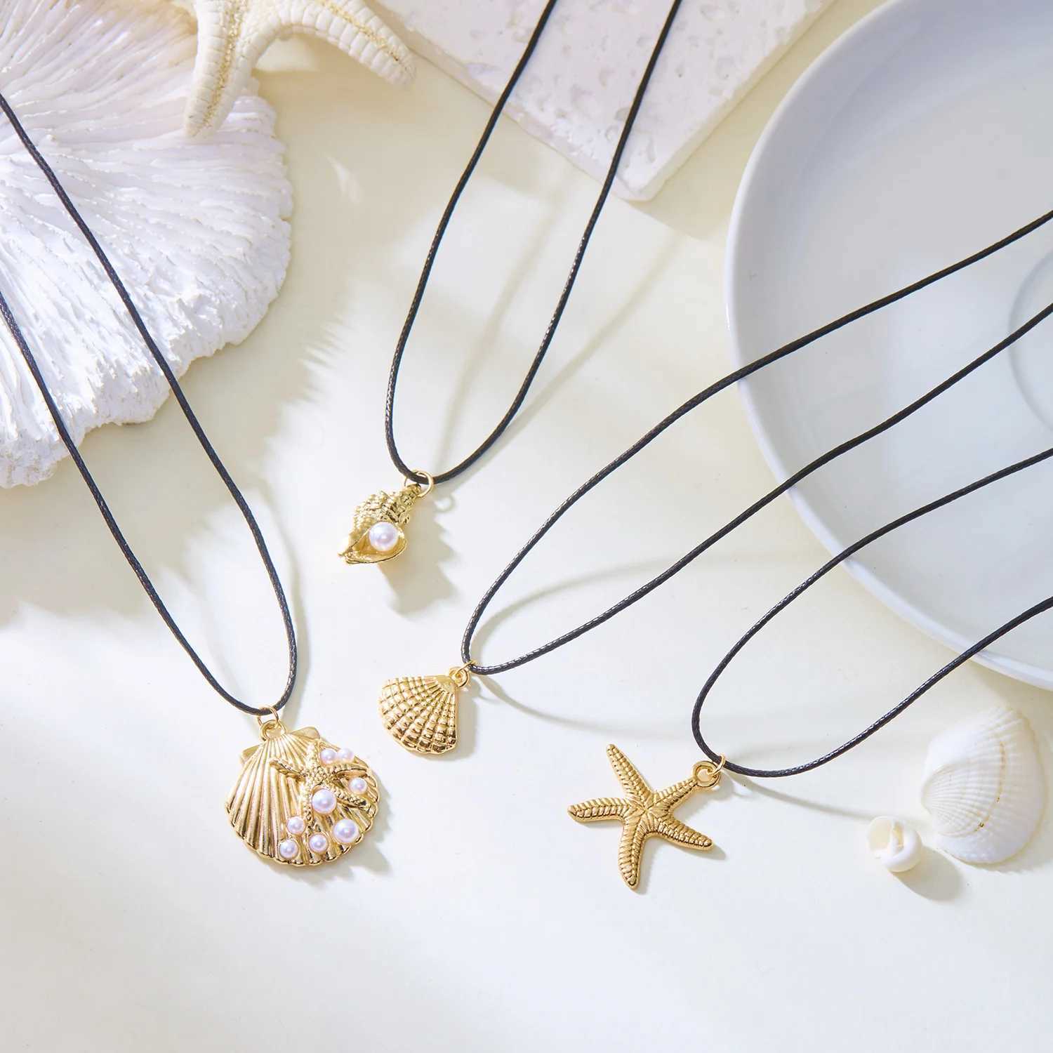 Fashion Simple Ocean series playful leather chain necklace mens metal starfish shell pendant necklace jewelry W250318