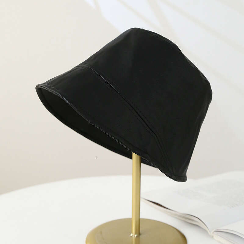 PU leather fisherman for women in spring and autumn, big head circumference, bucket hat, plain covering, face highlighting, small basin hat