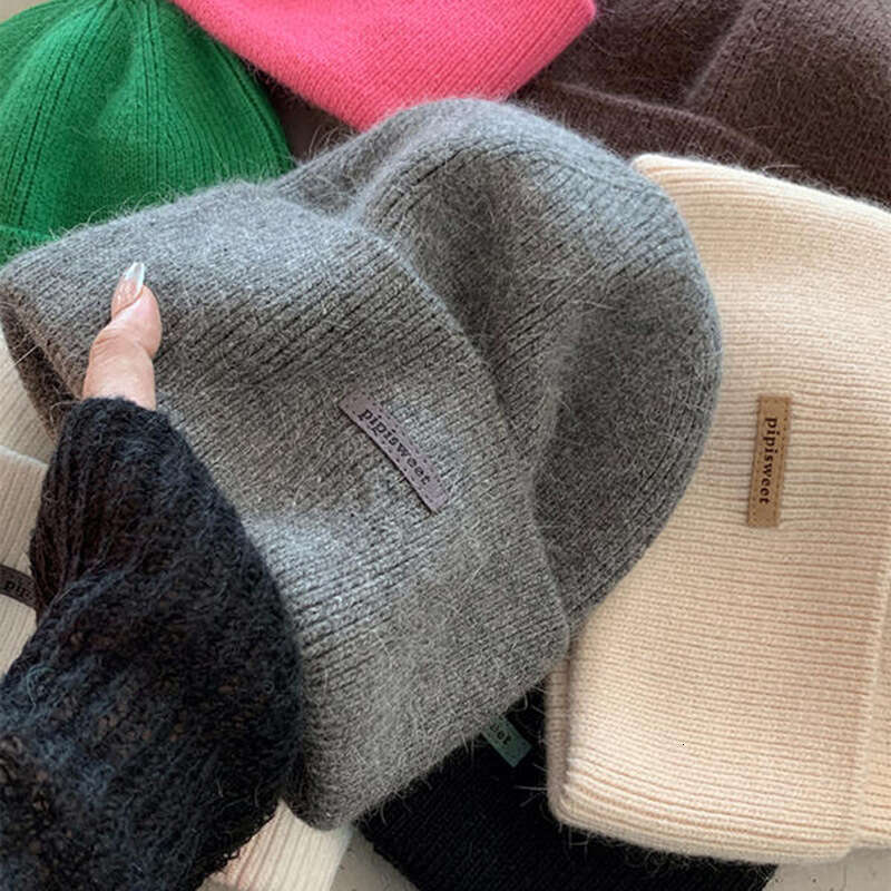 Korean autumn and winter casual hats with letter labeg, wool rabbit hair knitted cold hats, trendy