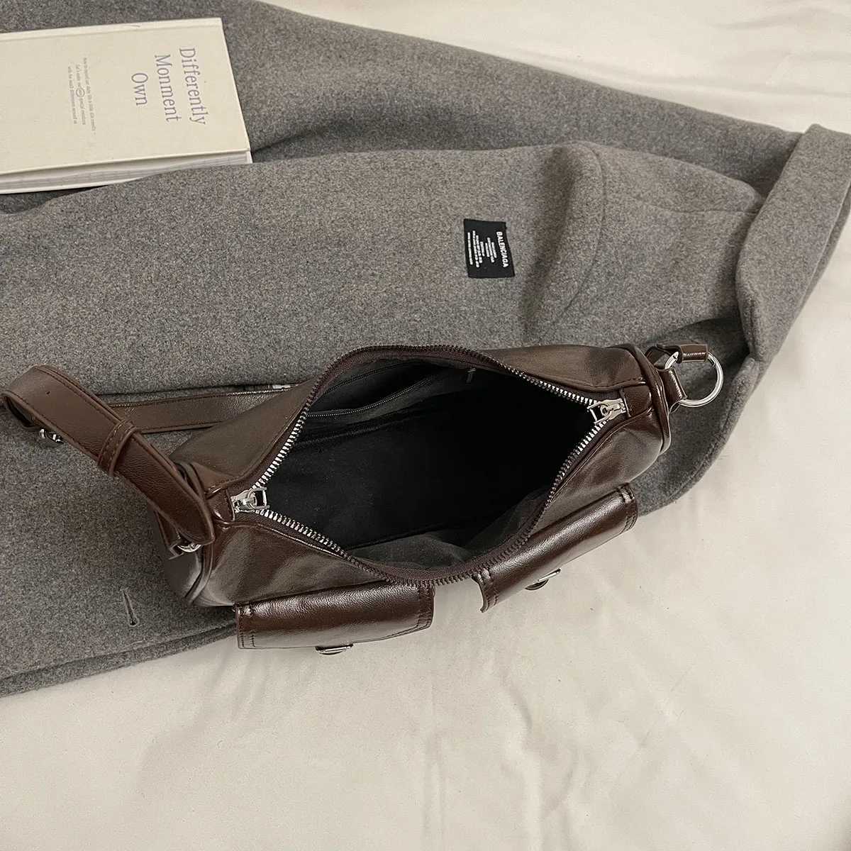 LEFTSIDE Small PU Leather Double Pocket Underwear Bag Suitable for 2024 Y2K Womens Shoe Bag Womens Designer Handbag Y250318
