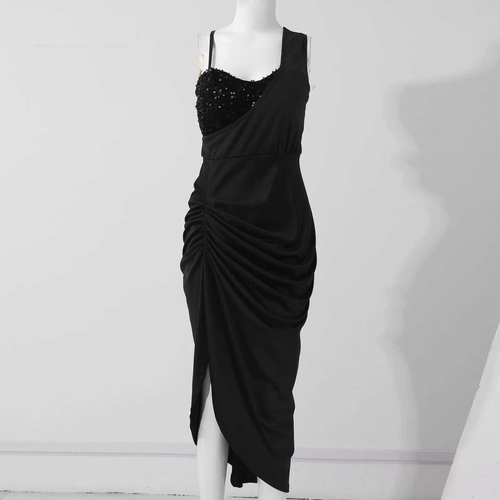 Women Sexy Dresses Summer Solid Color Sexy Sequin Slit Maxi Smocked One Shoulder Evening Dress Luxuries Elegant Dresses 250318