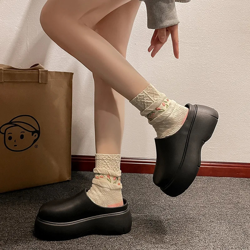 Anti slip and height increasing thick soled womens summer outdoor wear fashionable and casual Baotou slippers 250318