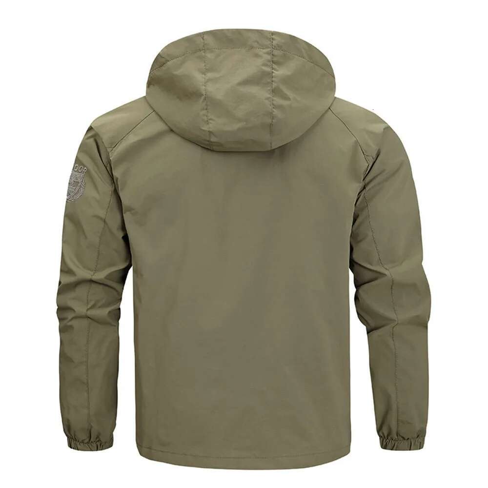 Men's Outdoor Windbreaker Climbing Camping Coat Men Autumn Detachable Hooded Jackets Loose Bomber Jacket