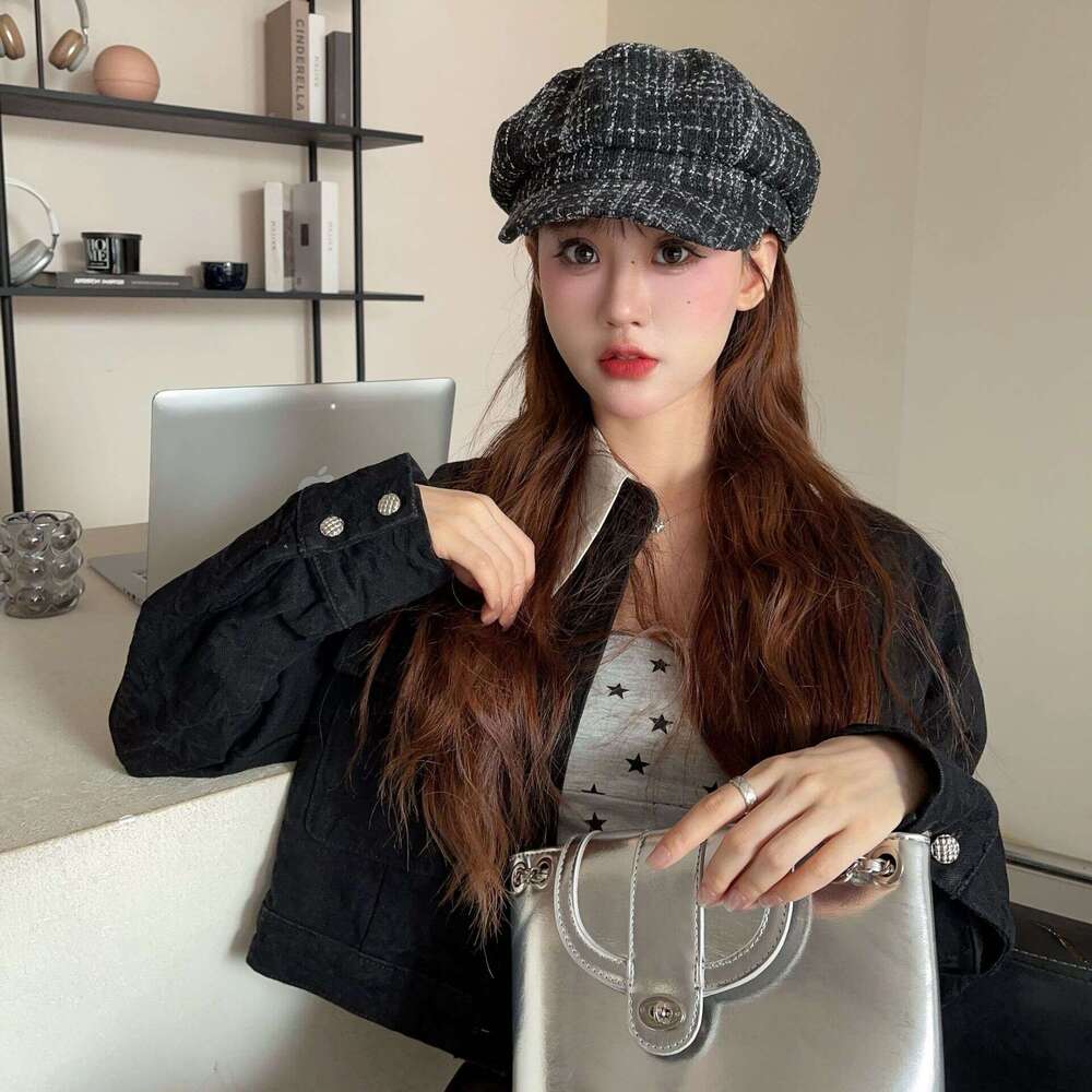 New autumn and winter small fragrant style coarse ral octagonal fashionable atmosphere, eye-catching newspaper, hat, duck tongue beret, children'