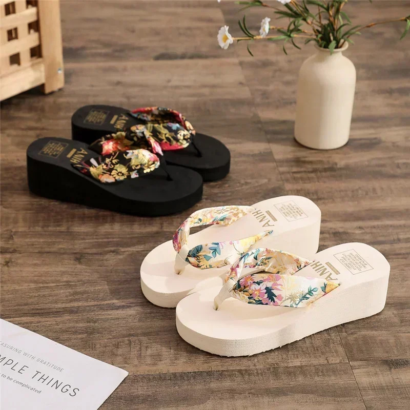 2025 Fashion Women Flip Flops Summer Beach Platform Slippers Casual Outside Wedges Sandals Summer Women Shoes 250318