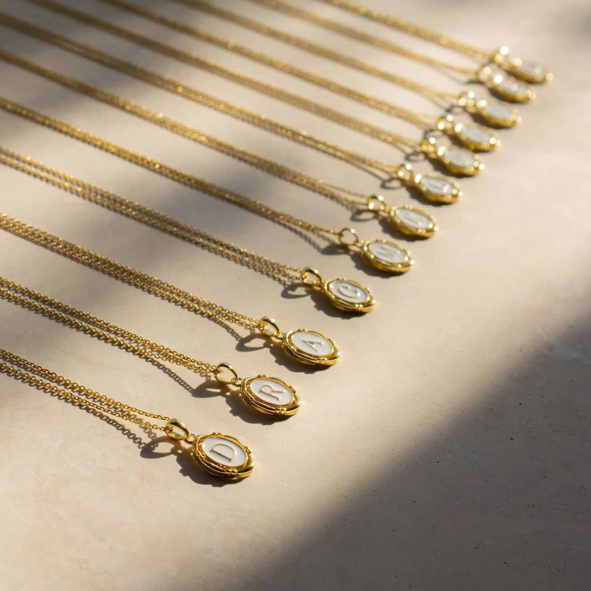 Stainless Steels Drip Oil 26 Letter oval Necklaces for Women Alphabet A-Z Initials Pendant Necklace Aesthetic Jewelry Gift W250318