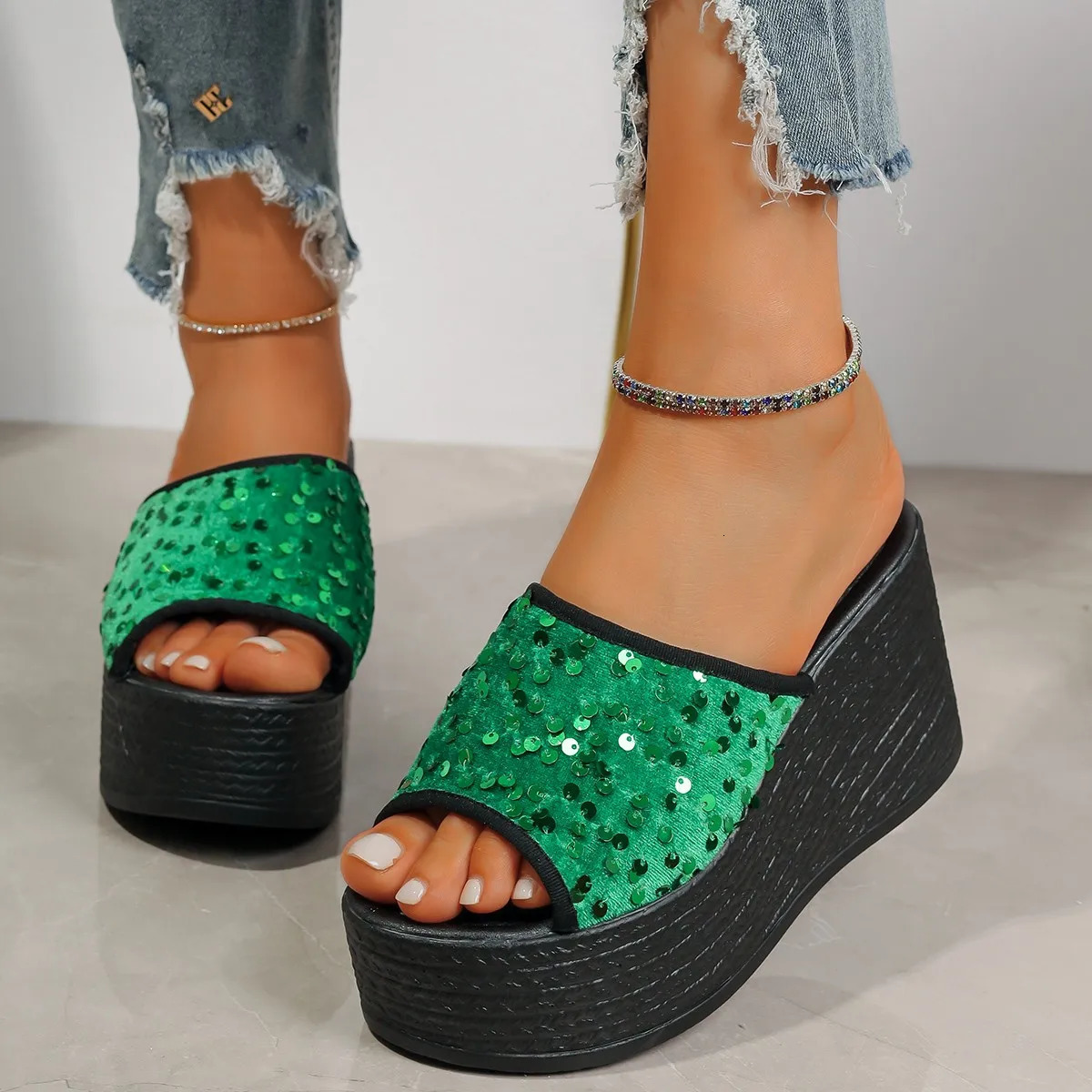 Women Platform Slippers 2025 Summer Beach Wedges Sandals Fashion Sequin Casual Slippers Women High Heel Slippers Women 250318