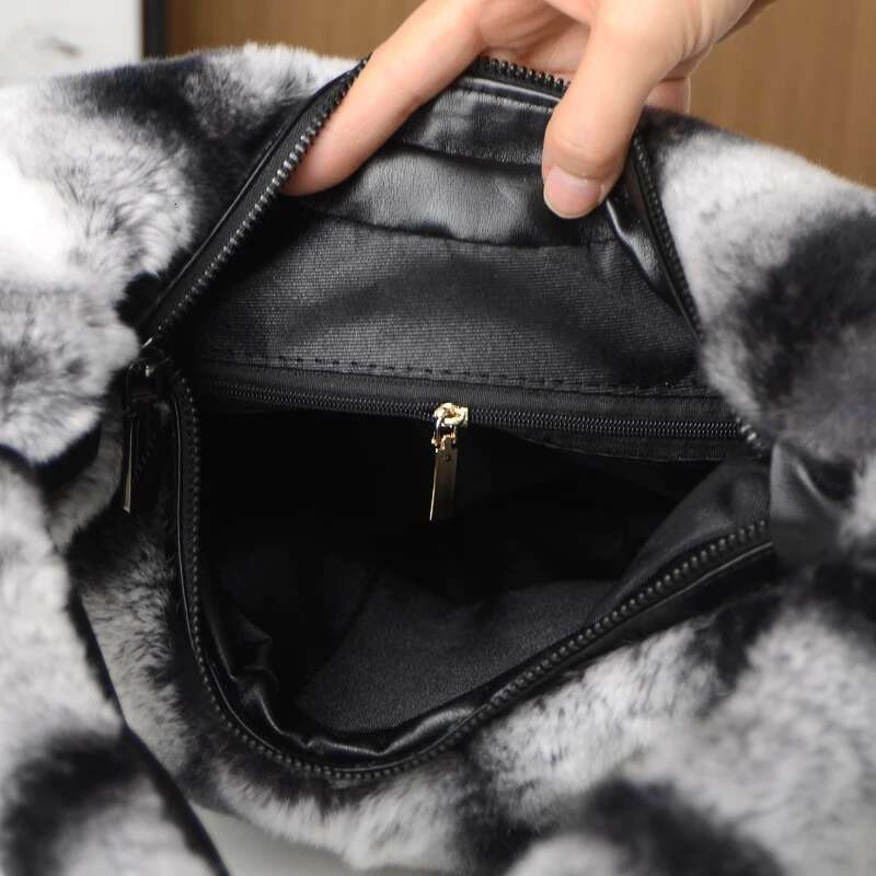 Women Rabbit Handbags Large Capacity Winter Real Handbag Casual Fur Women's Bag Single Shoulder Bags