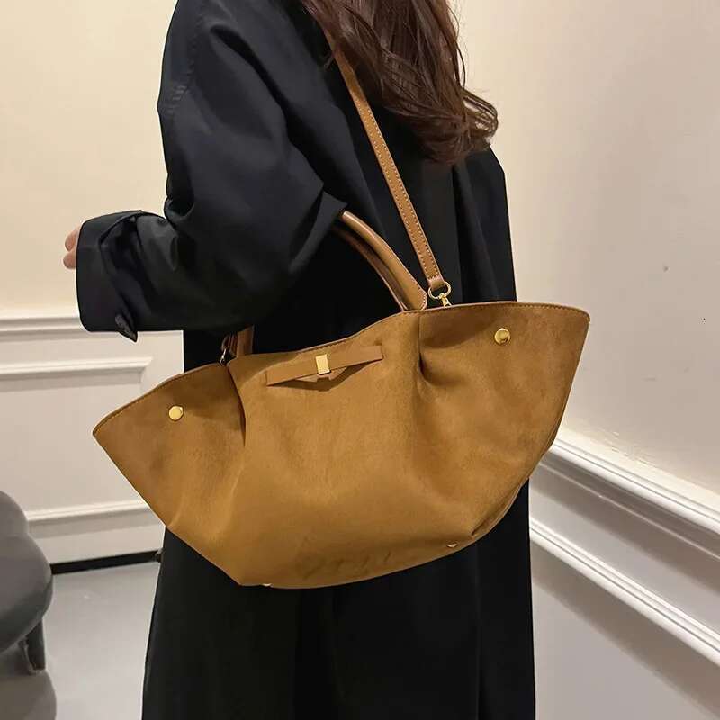 Meet You 2025 Autumn Winter New Scrub Faux Suede Tote For Women Vintage Design Large Capacity Daily Commuter Shoulder Bag