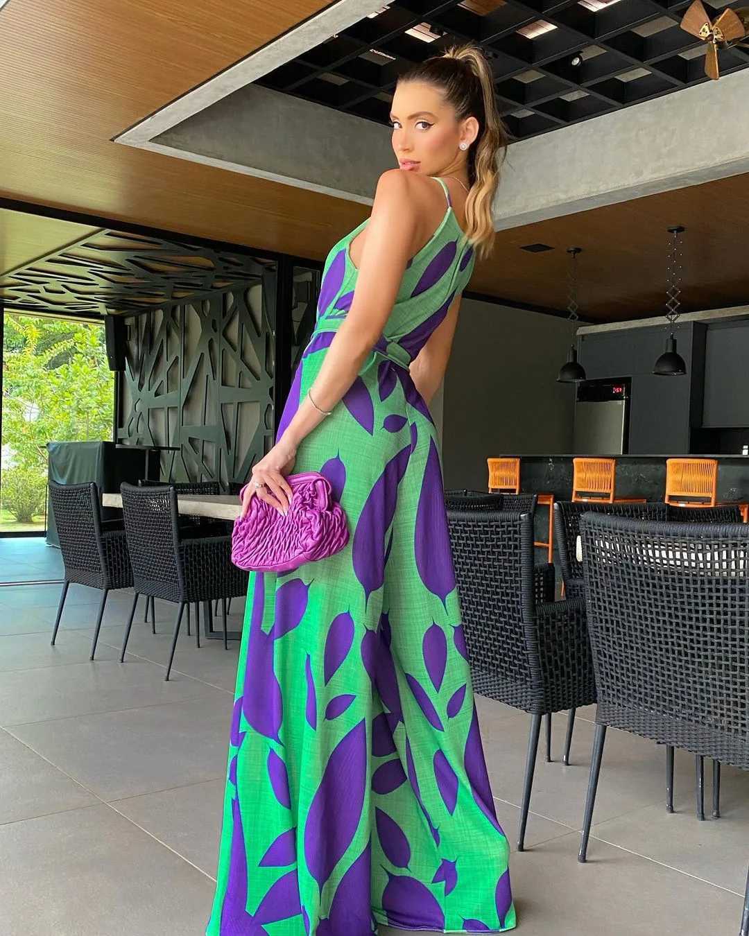 Womens jumpsuit one-piece printed round neck sleeveless loose fitting waist wide legs long pants lace jumpsuit X250318