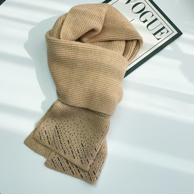 K159 New solid color wool scarf for women winter high-grade hot diamond sequin knitted wool scarf versatile warm neck scarf