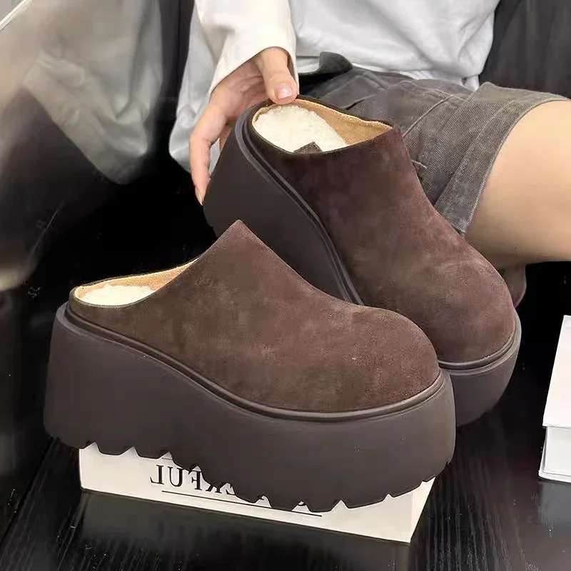 Vintage Platform Heel Women Warm Cotton Mules Slippers Fashion Cover Toe Slip On Shoes Ladies Comfort Outdoor Lazy Slides 250318