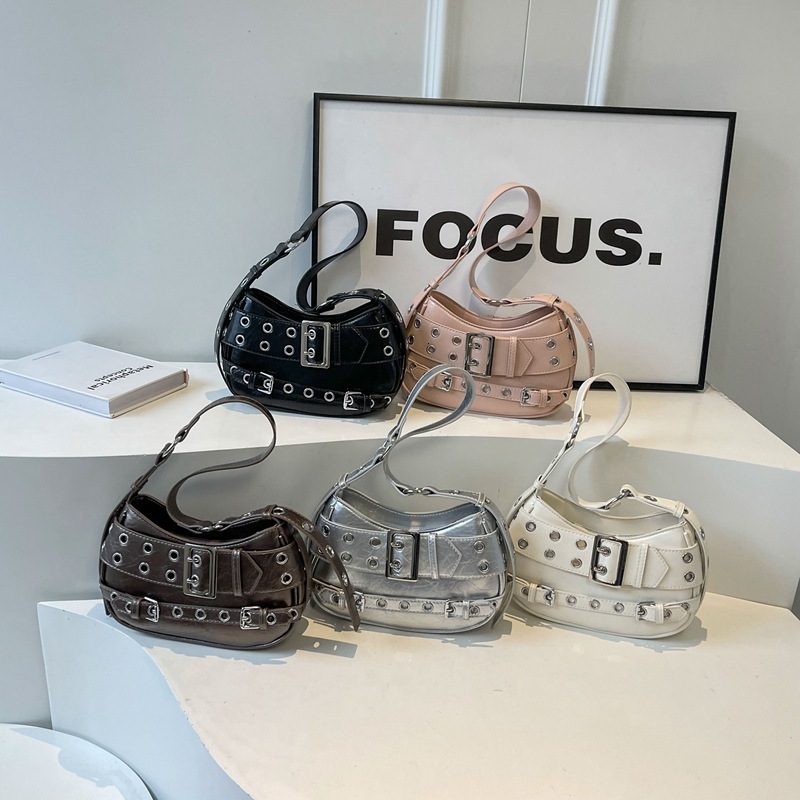 Personalized Fashion Designer Niche Women s Saddle Bag Trendy Handbag High quality Underarm Bag Leather Light Luxury Cross Shoulder Crescent Bag Hand 