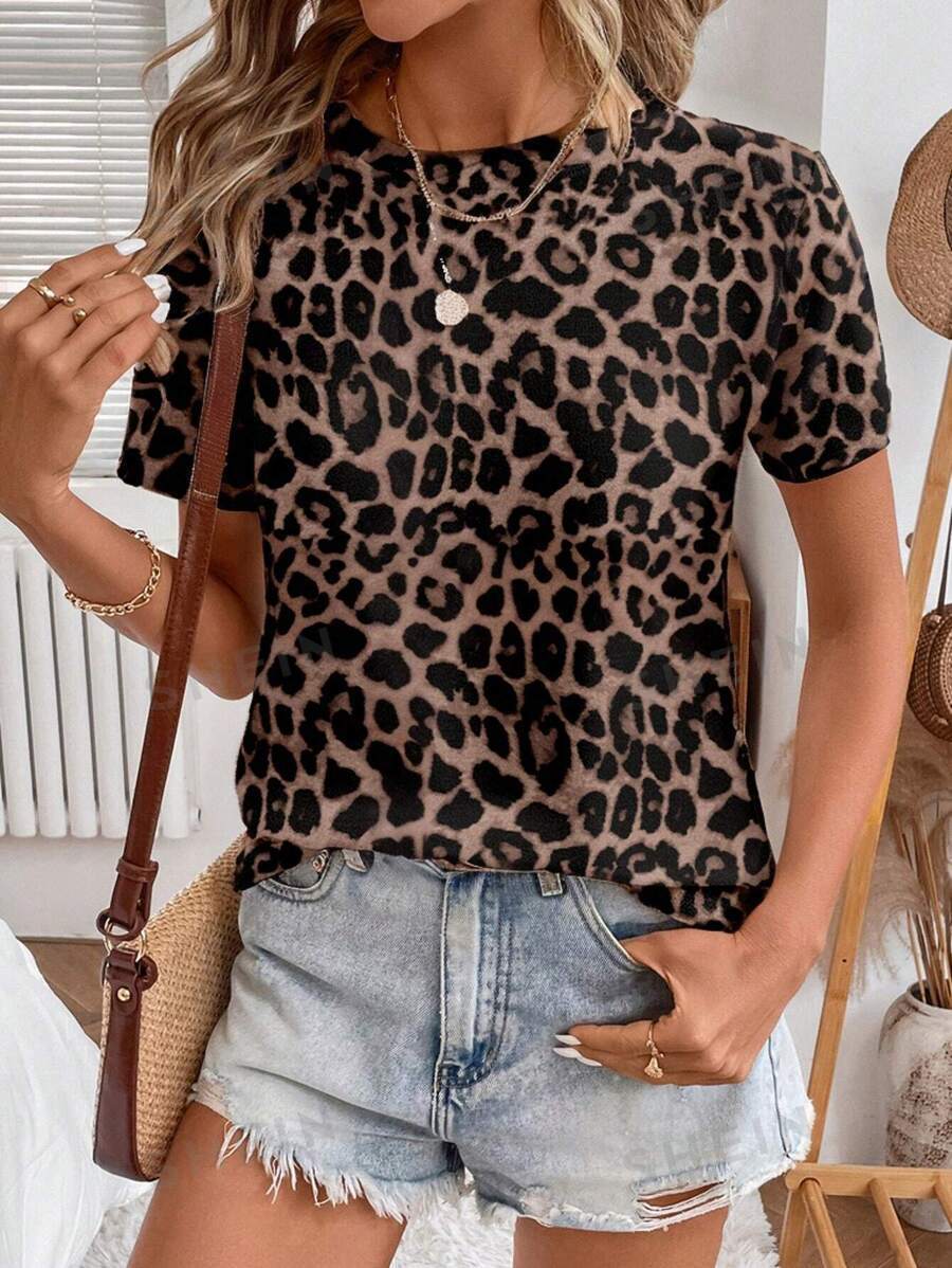 Women's T Shirts 3D printed women's trendy shoulder round neck loose short sleeved T-shirt