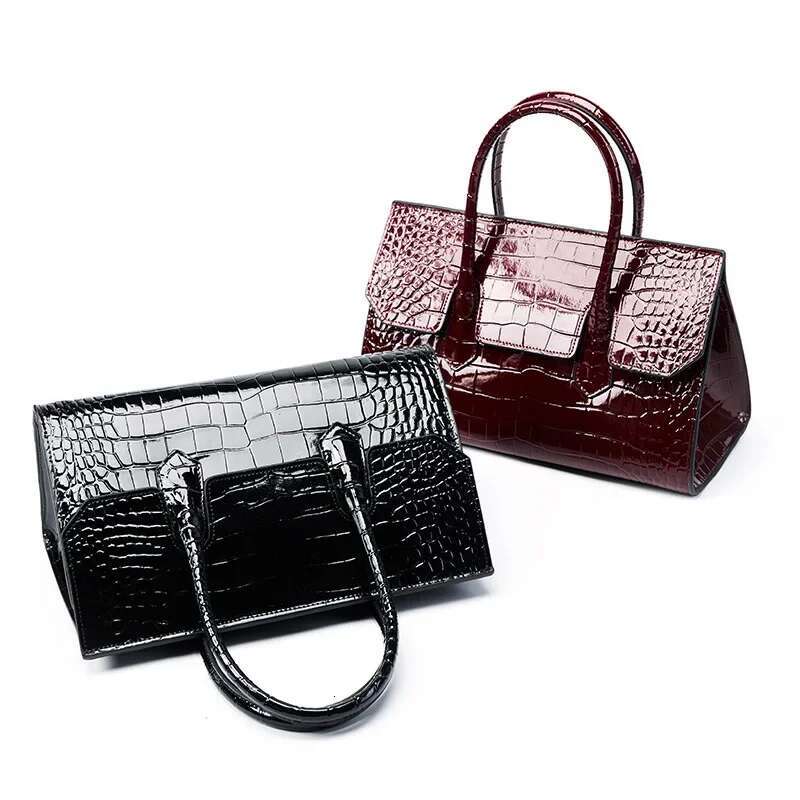 2024 New Patent Leather Women Shoulder Bag Ladies Cowhide Commute Satchels Crocodile Handbag High Quality Cowskin Messenger Bags