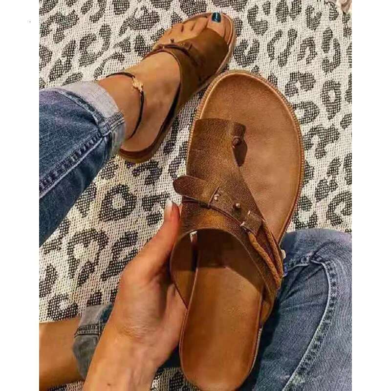 Sandals for Women Orthopedic Bunion Corrector Slippers Leather Ring Toe Sandal Comfy Platform Flat Lady Shoes Plus Sizes 43