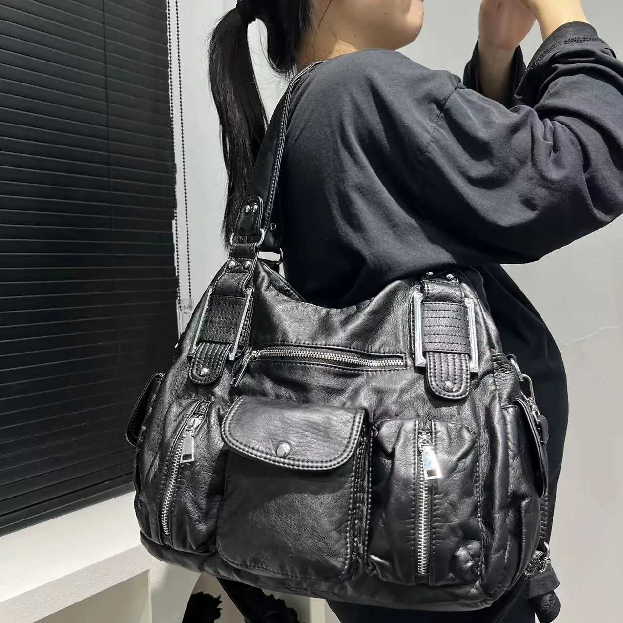 Fi Y2K Hot Girl Motorcycle Bag with Litchi Pattern Mti Pocket Sole Cross body Bag Y250318