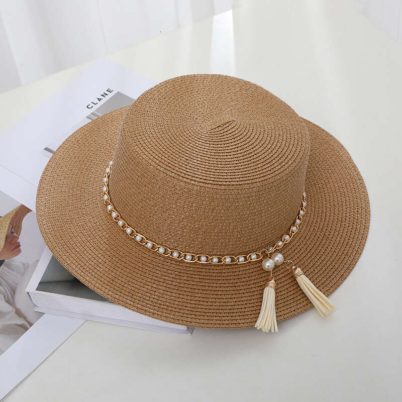 Summer flat topped straw hat with pearl chain, women's British top travel Korean version beach sun hat, trendy