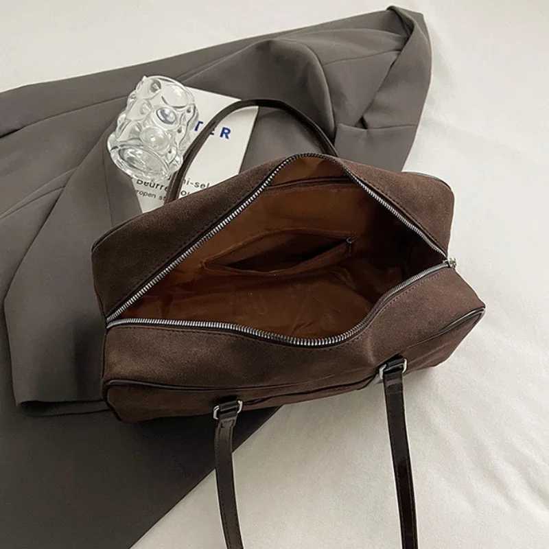 Casual Large Capacity Suede Bag Women 2025 New Autumn and Winter Retro Brown Commuter Shoulder Bag Pillow Bag Purses and Handbags Y250603