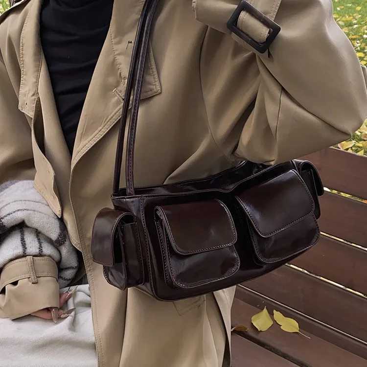 New autumn and winter bowling bag with oil and wax leather packaging single shoe cross bottom bag Y250318