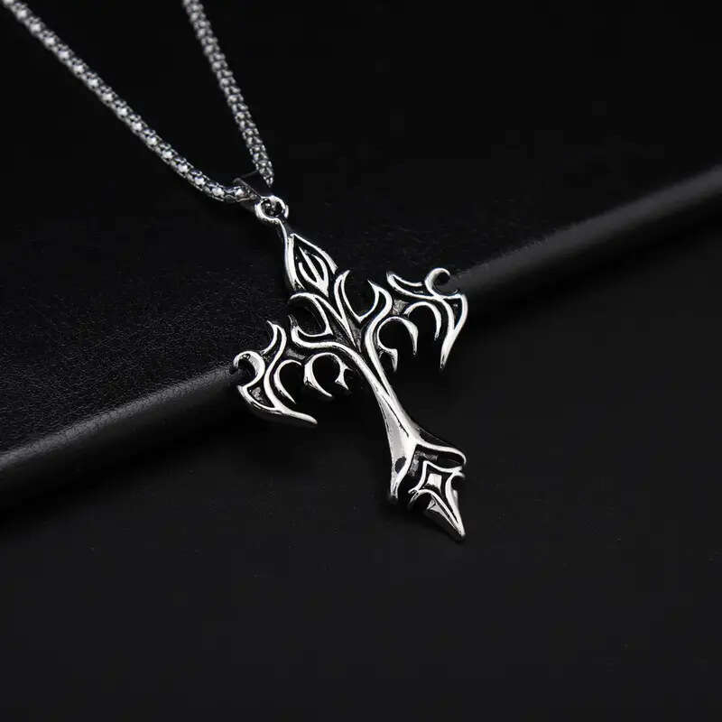 2024 Stainless Steel Flame Cross Alloy Casting Men's Pendant Necklace Accessories