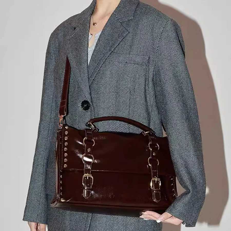 New Retro Messenger Bags for autumn/Winter 2024 Teenager Shoder Tote Bags Ladies Casual Handbag Crossbody Bags Purse Handbags Z250318