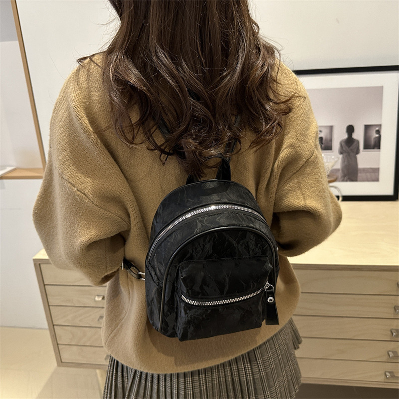 2025 New Female Fashion Designer Casual Bag Mini Multi Functional Backpack Travel Backpack Outdoor Leisure Storage Bag