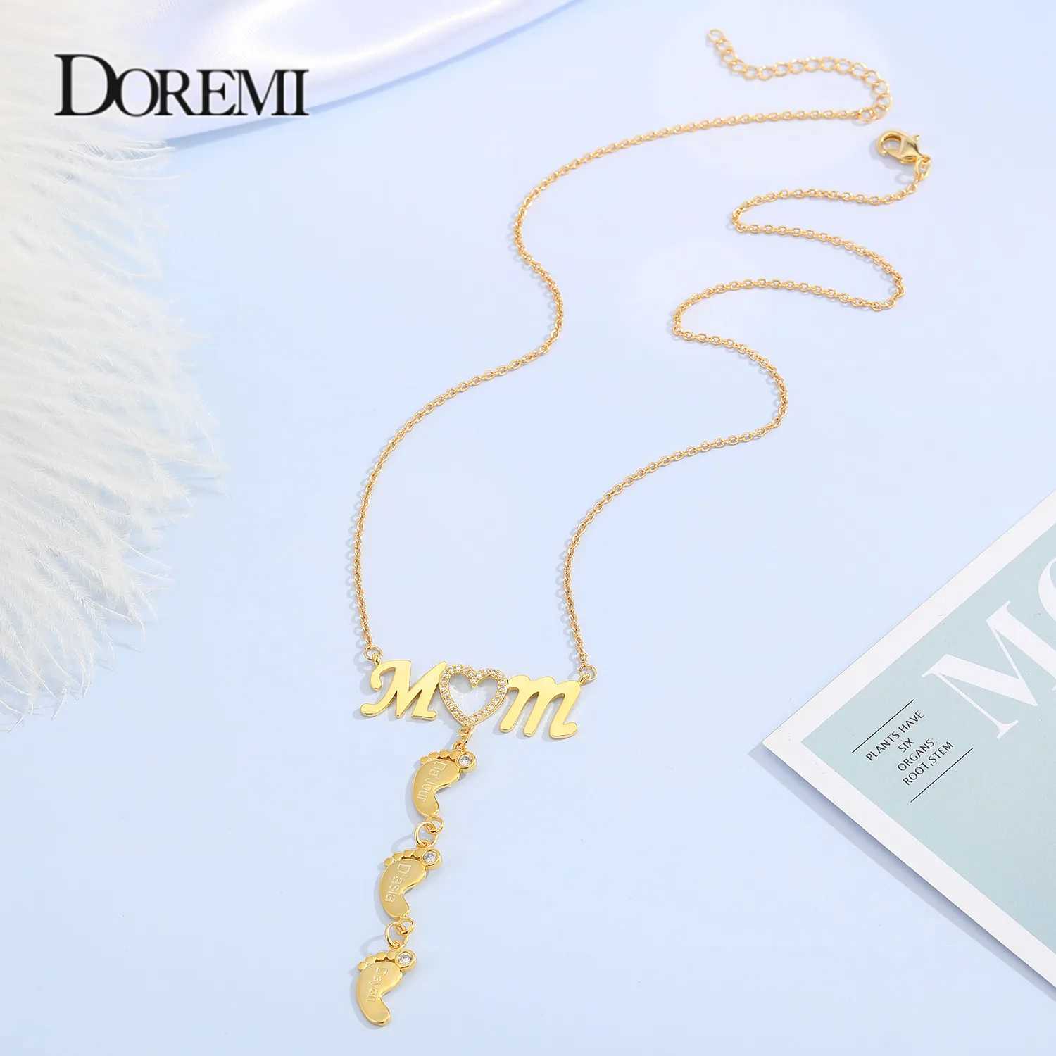 Doremi Baby Foot Pendant MOM Necklace Name Necklace Pendant Customized Birthday Personalized Inlay CZ Heart Shaped Necklace W250318