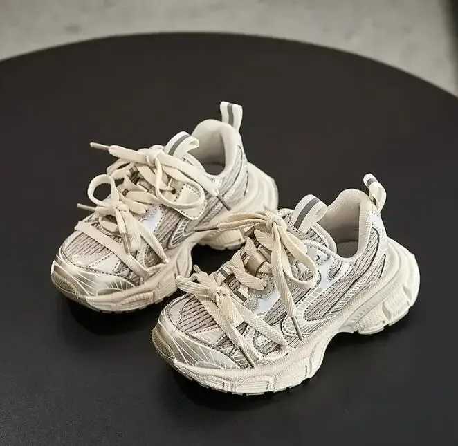 New 2024 Spring/Summer Fashion Casual Sports Shoes for Children Running Coach for Boys and Girls Mesh Breathable Soft soled Sports Shoes for ChildrenX