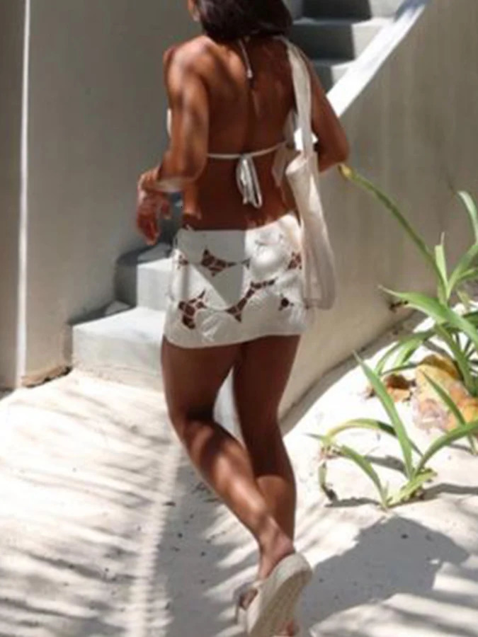 Summer Womens White Bikini Set Cutout Halterneck Cover Split Swimsuit Elegant Fashion Beachwear 250318