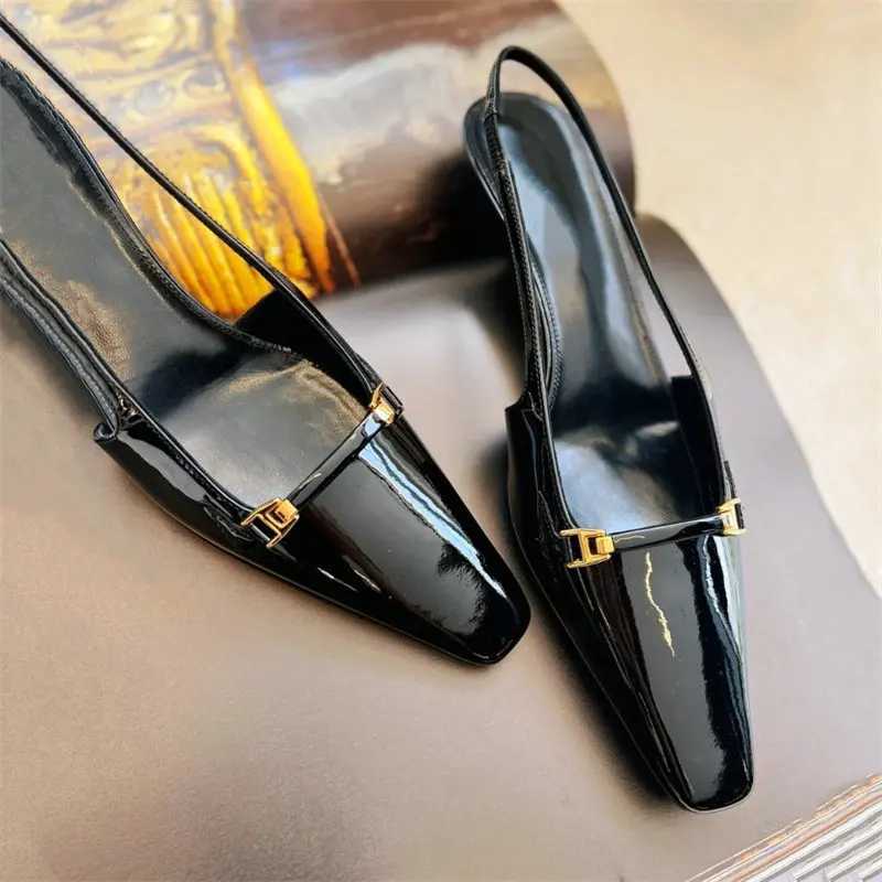 2024 Black patent leather high H new royal sisters drill button pump square stiletto shoes Fem Y250317