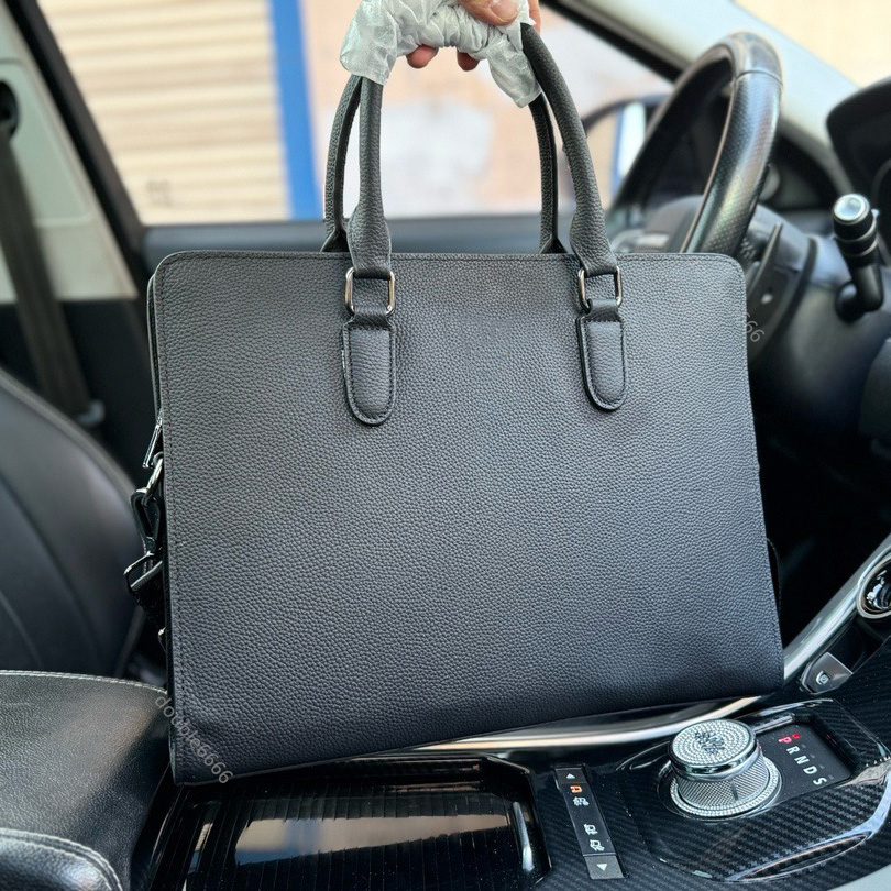 Briefcase classics Business Crossbody Handbag Fashion Men Shoulder Bag Leather Laptop package Man Computer Bags Postman bag Work bag, travel bag File package