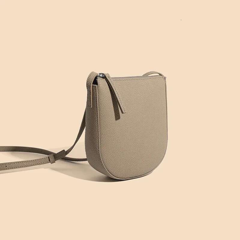 2024 New Casual Genuine Leather Women Cell Phone Bag Mini Shoulder Bags Solid Pocket Wallets Female Coin Case Small Purses Brown