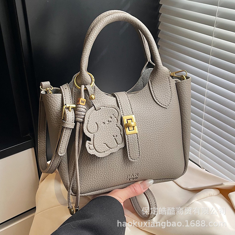 Large Capacity Spring Summer New Style Simple And Versatile Soft Leather Crossbody For Women S Casual Hand Held Tote Bag Shoulder Bags