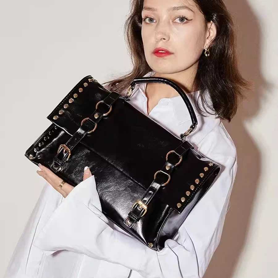 New Retro Messenger Bags for autumn/Winter 2024 Teenager Shoder Tote Bags Ladies Casual Handbag Crossbody Bags Purse Handbags Z250318