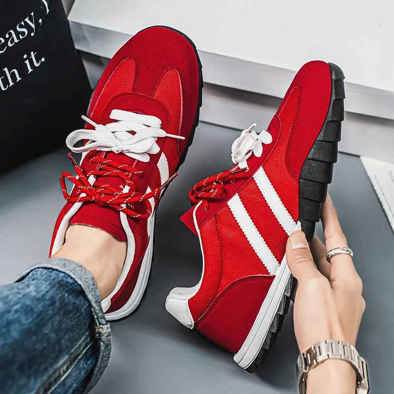 HKDQ summer w casual sports shoes mens Fi low cut mens designer shoes Cfortable suede breathable mens coaching machine Y250318