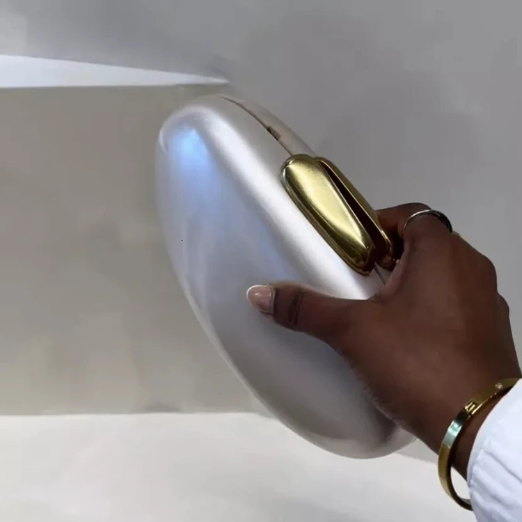 Egg shape Clutch Bag Acrylic purse women wedding evening denner party cute ivory pearl color purse handbag summer 250318