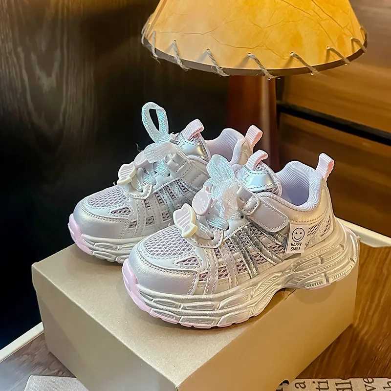 Childrens sports shoes with thick and soft soles girls running shoes princess sleds 2025 new childrens sports shoes cat fish sweet W250318