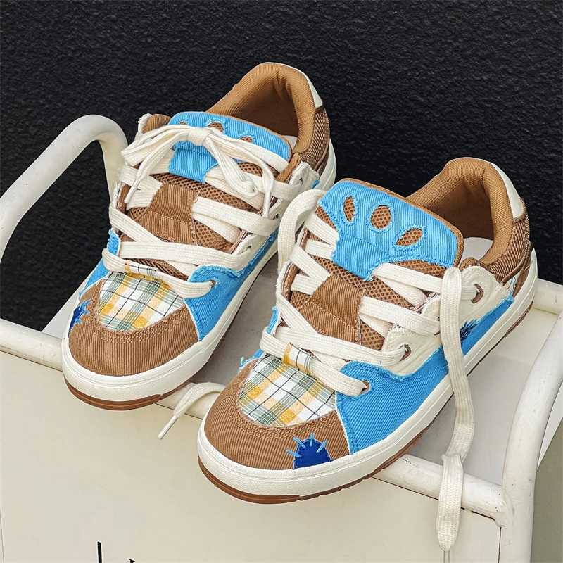 2024 Hot Selling Youth Cricket Shoe Grassland Outdoor Breathable Casual Shoe Student Canvas Shoes Wens Thick Sole Sports Shoe Y250318