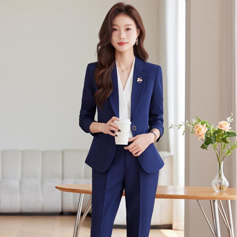 G315Stylish Female Interview Suit Premium Formal Attire for Career Professionals