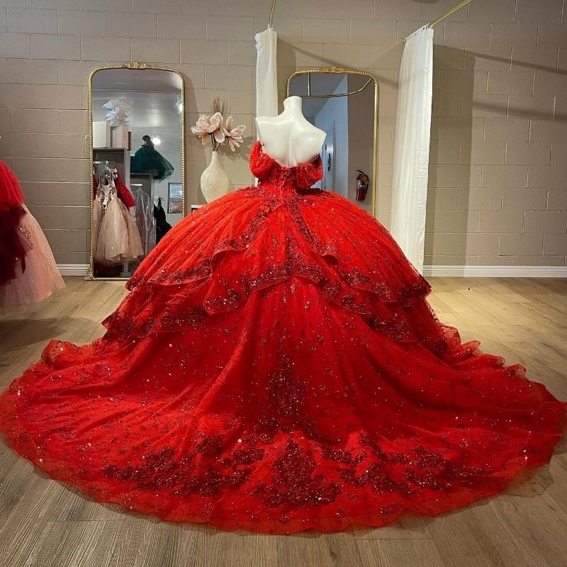 Red Shiny Quinceanera Dresses Off The Shoulder Ball Gown Applique Crystal Beading Tull Birthday Party Sweet 16 Dress Vestido De 15 Anos