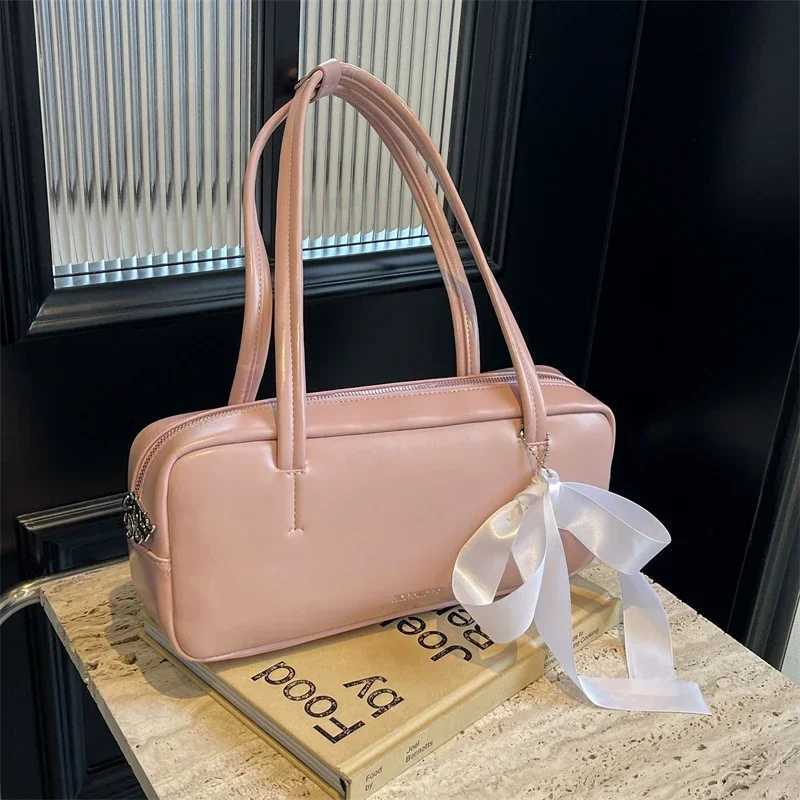 Fi Zipper Pu Interior Cpartment Shoder Bags Hot S Bags for Wen Soft Solid Wens Handbags Large Capacity Y250318